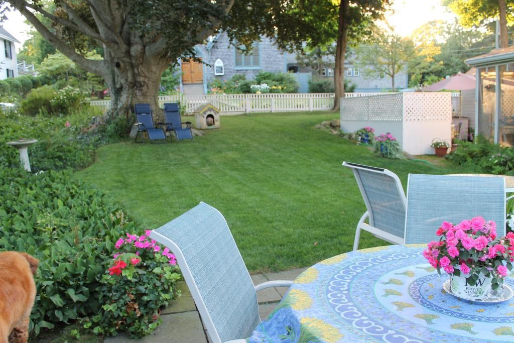 The 1720 House Bed and Breakfast Vineyard Haven Exteriör bild