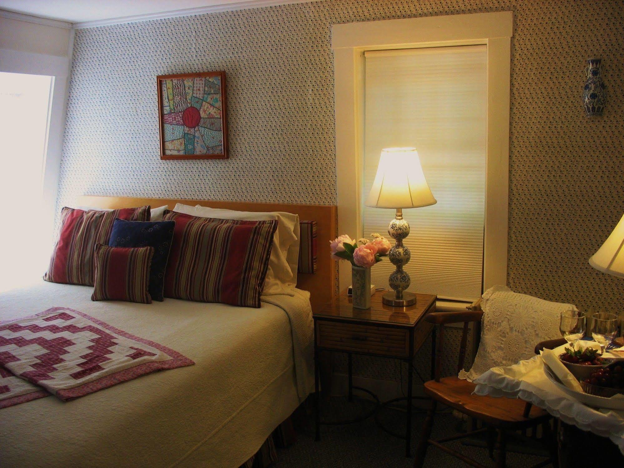 The 1720 House Bed and Breakfast Vineyard Haven Exteriör bild