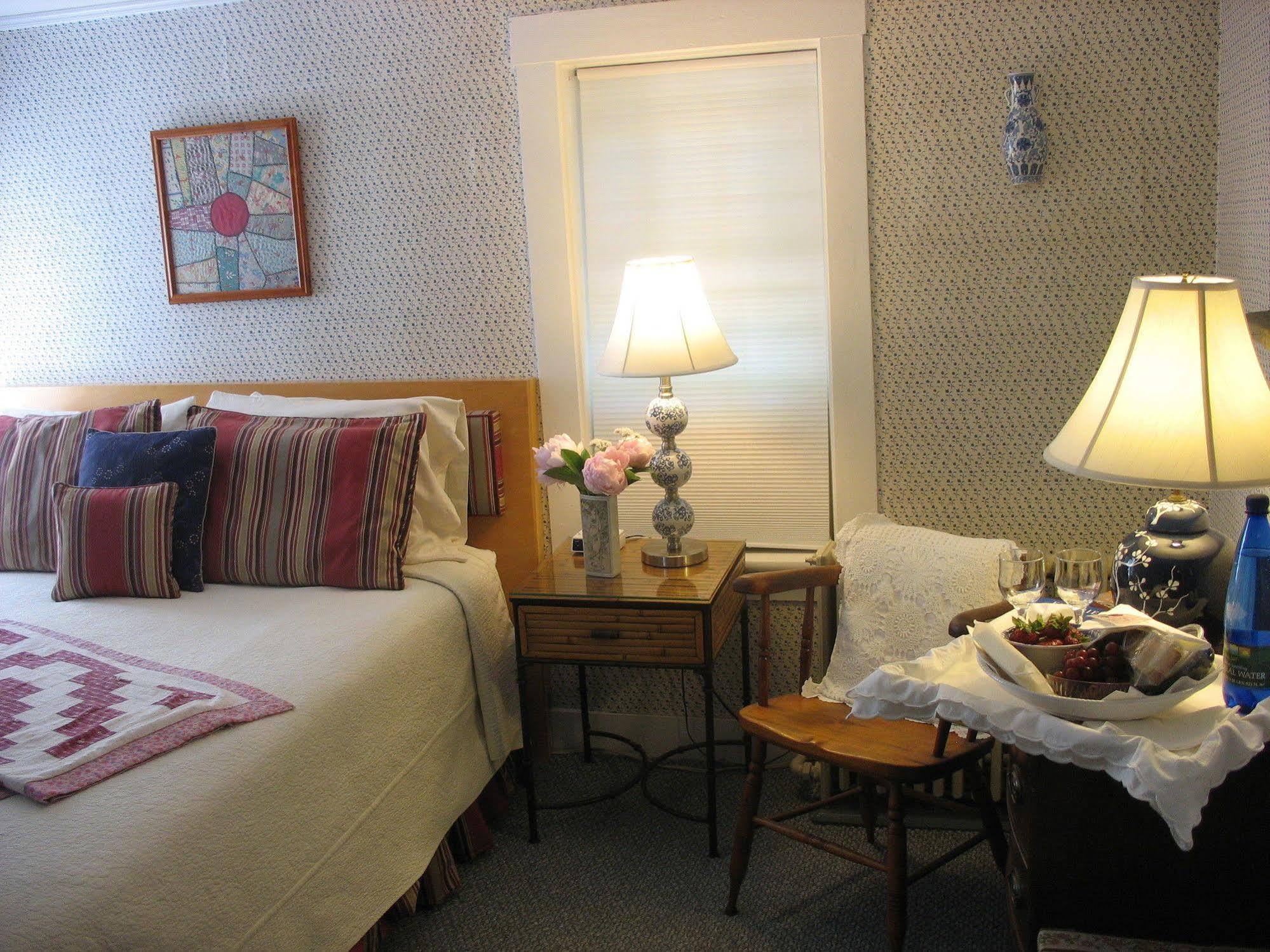 The 1720 House Bed and Breakfast Vineyard Haven Exteriör bild