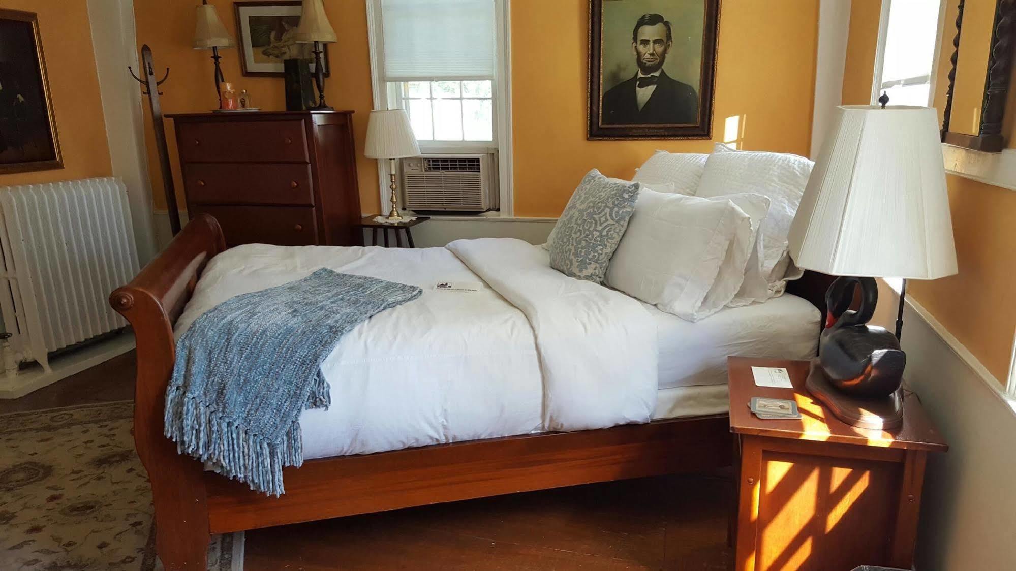 The 1720 House Bed and Breakfast Vineyard Haven Exteriör bild